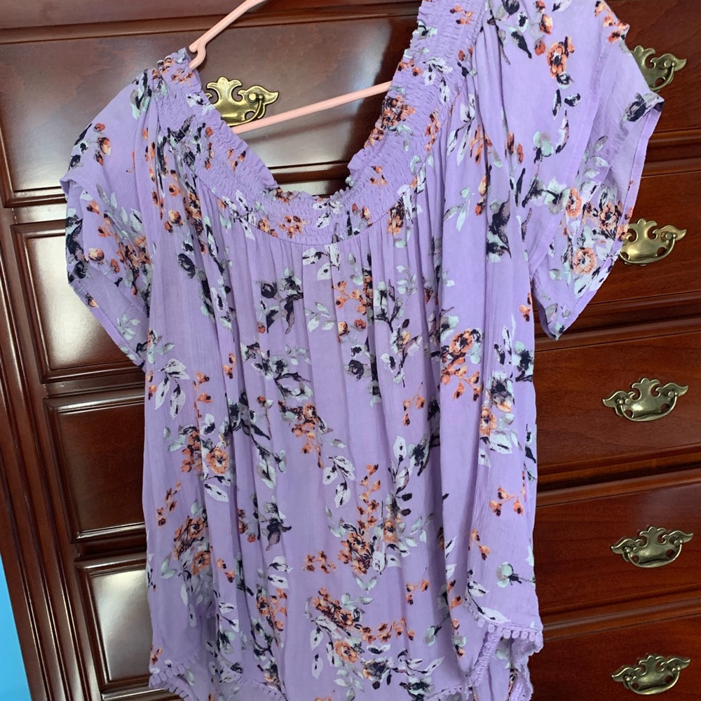Really Pretty flowy summer top size XL - Picture 3 of 3